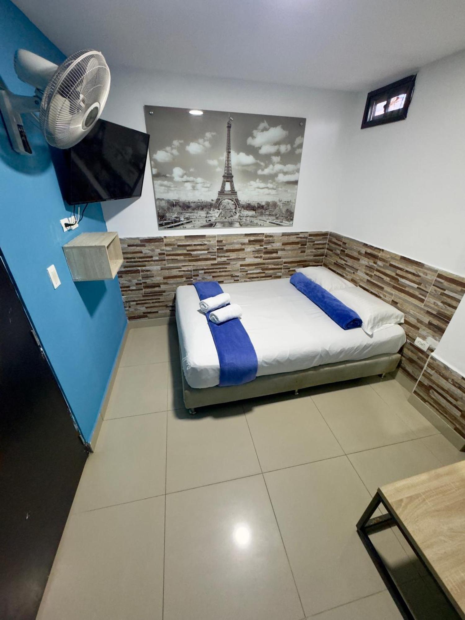 Hotel Select Medellin Luaran gambar