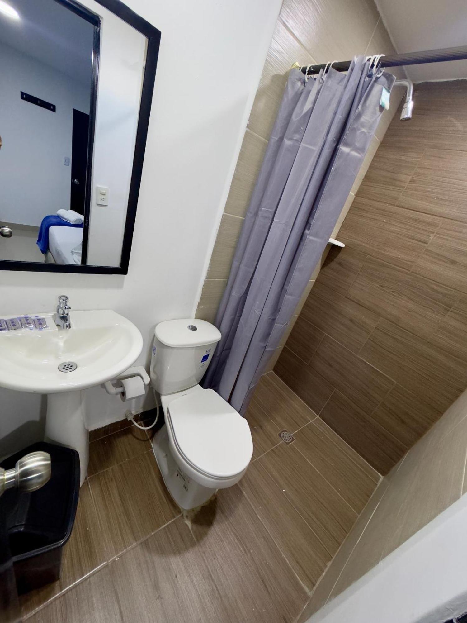 Hotel Select Medellin Luaran gambar